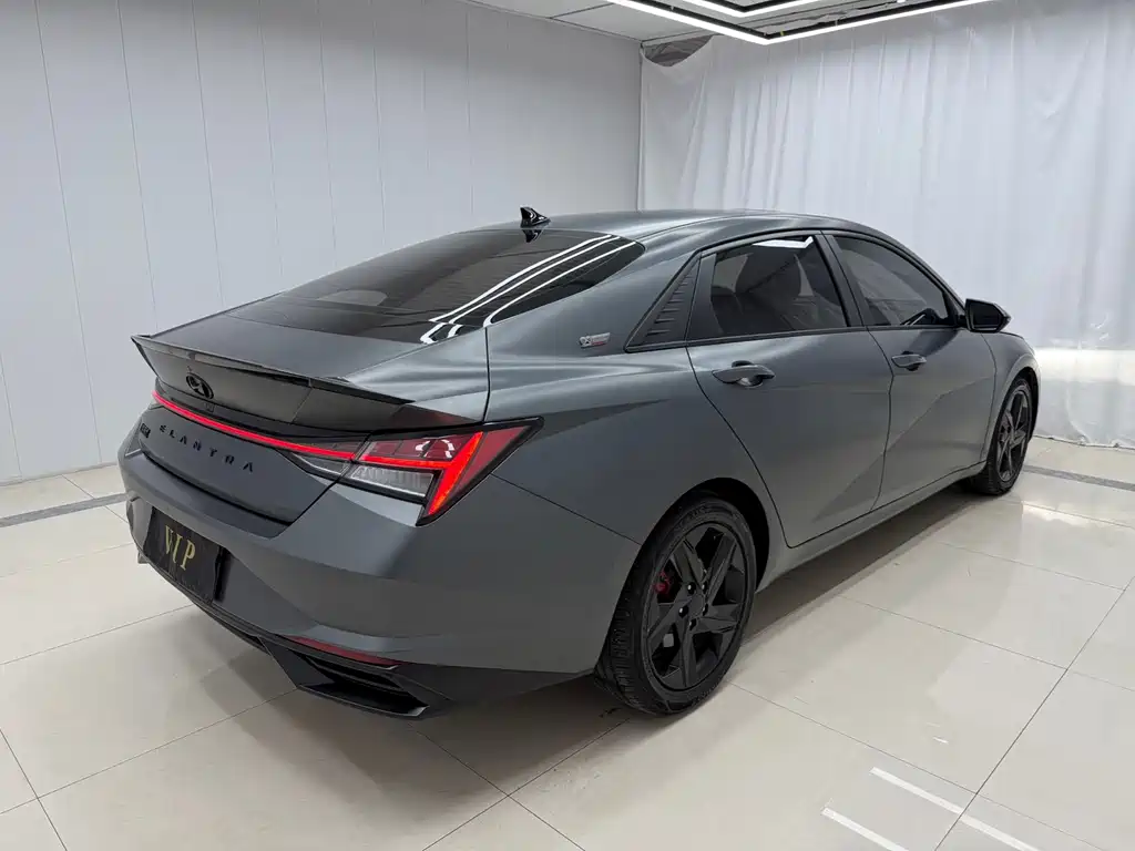 Hyundai Elantra 2023