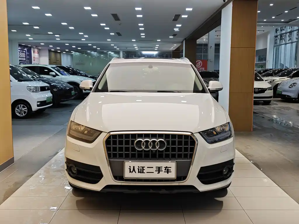 Audi Q3 2015 — фото 4