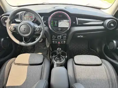 MINI MINI 2020