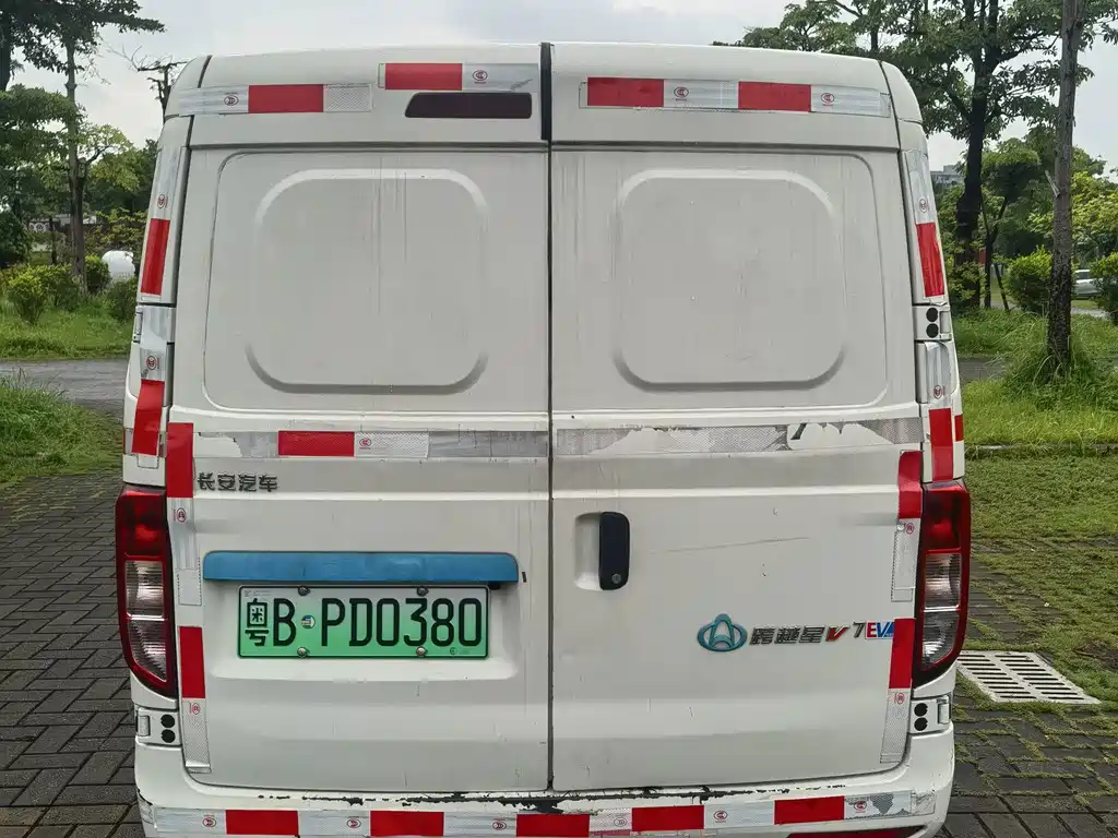 Changan Kuayue Star V7 EV 2024 — фото 8