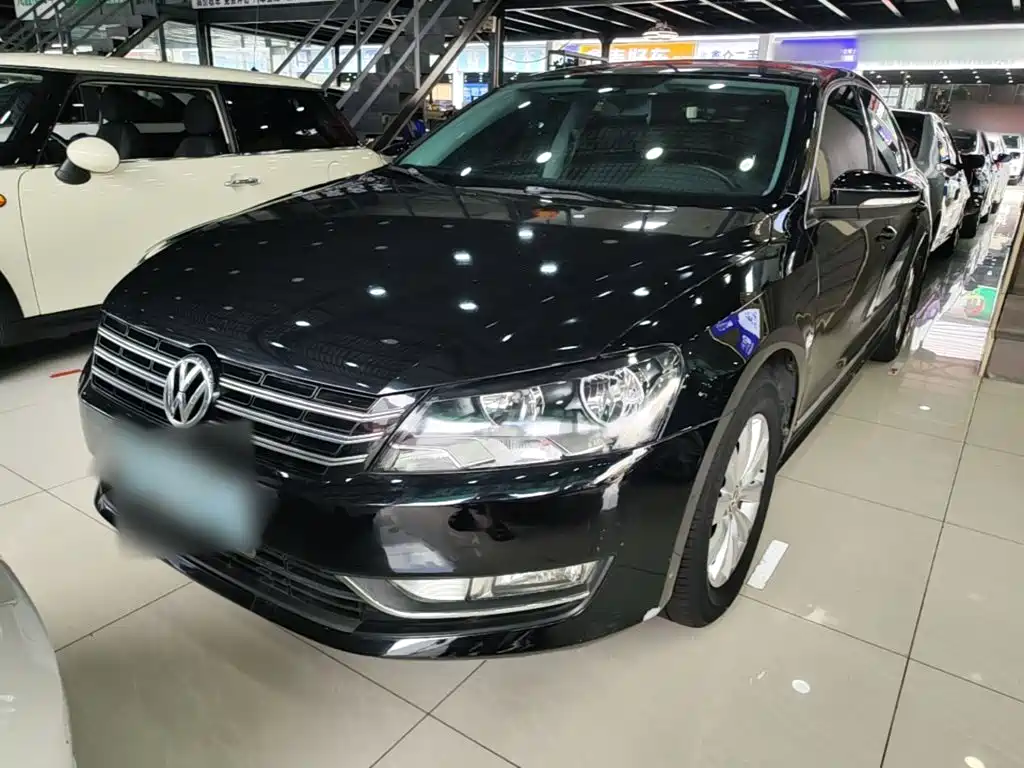 Volkswagen Passat 2015 — фото 1