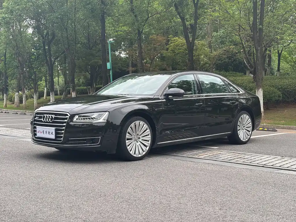 Audi A8 2014