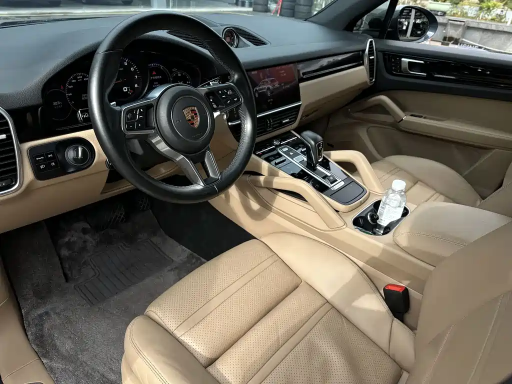 Porsche Cayenne 2018 — фото 6