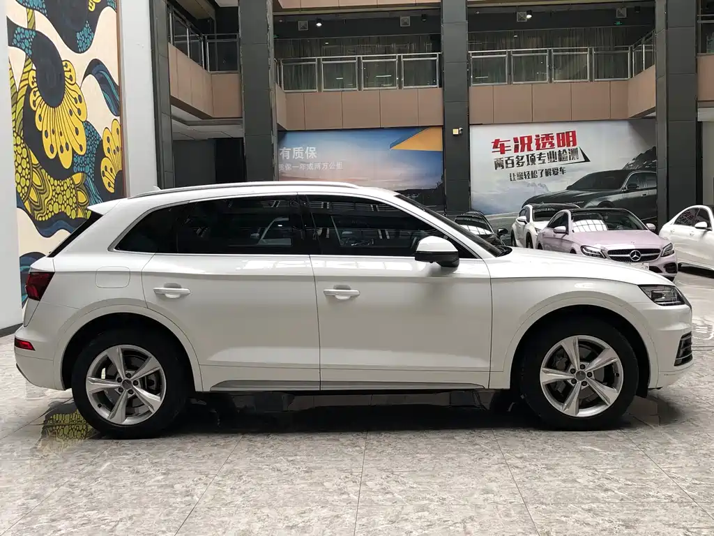 Audi Q5L 2019