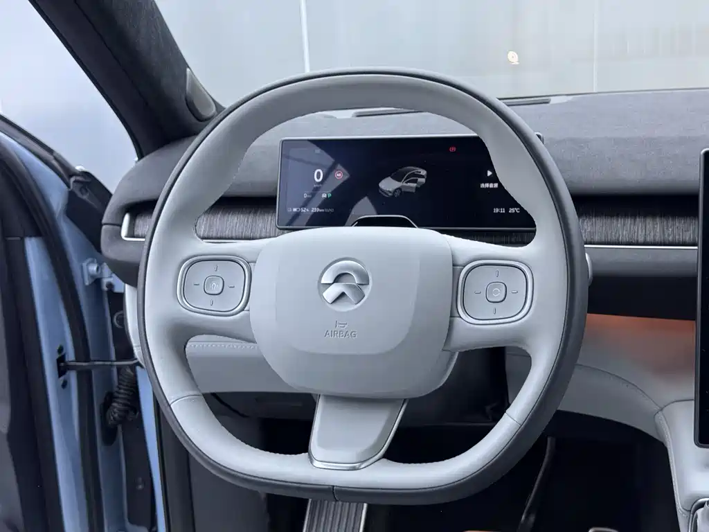 NIO EC7 2023 — фото 13