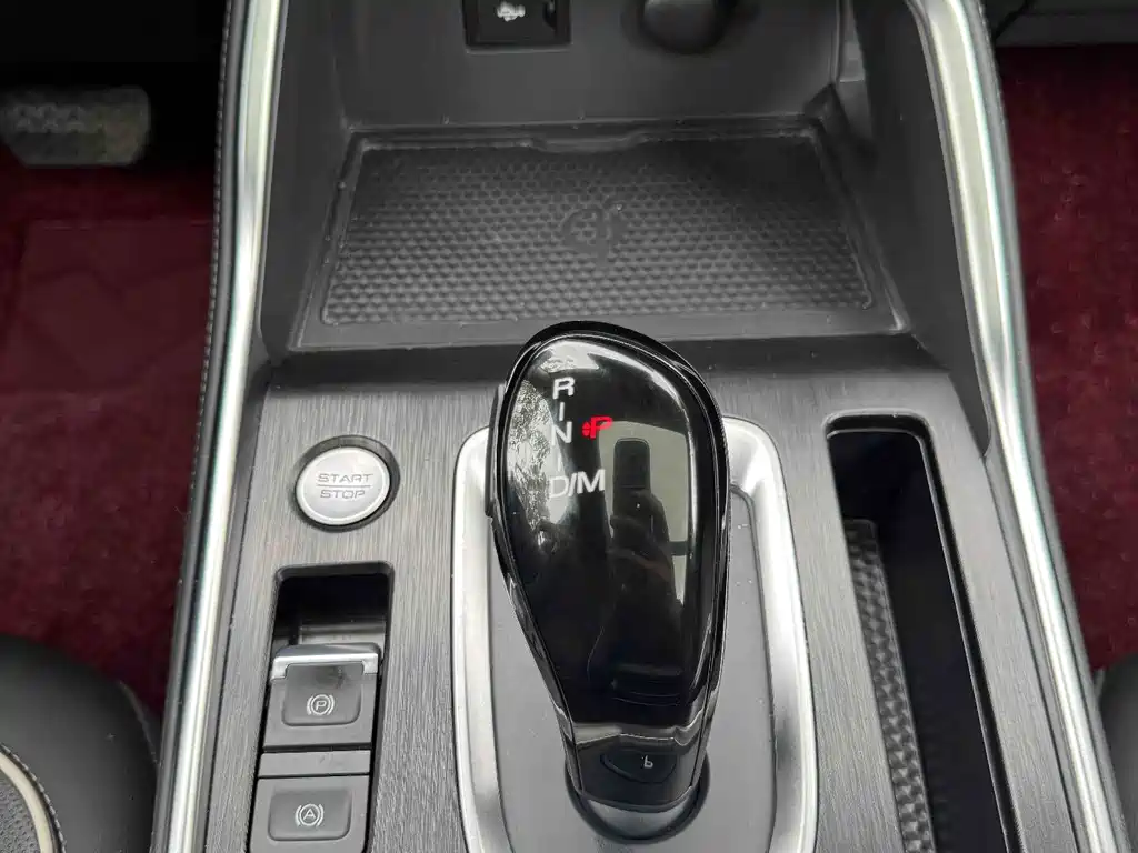 Haval H6 2023 — фото 18