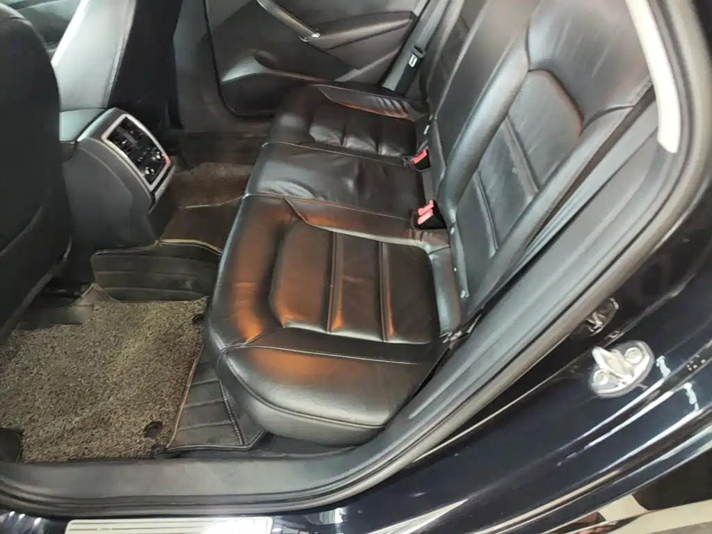 Volkswagen Passat 2015 — фото 13