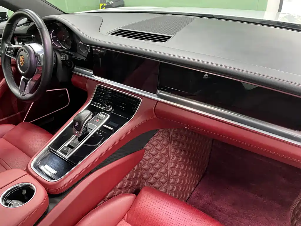 Porsche Panamera 2017 — фото 12