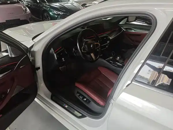 BMW 5 Series 2022