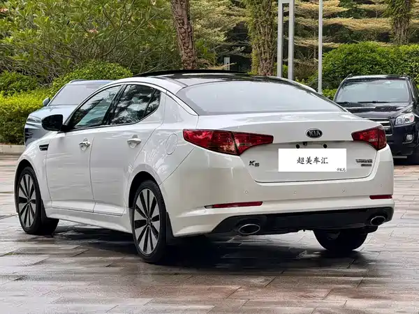 Kia K5 2013