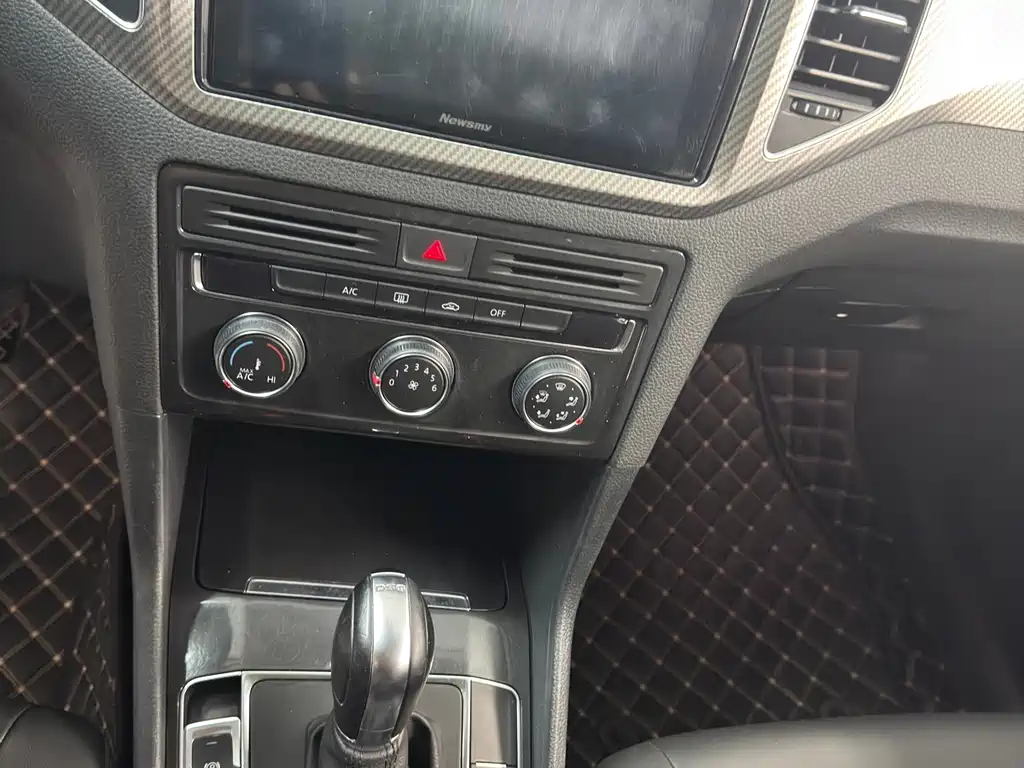 Volkswagen Golf Jialu 2019 — фото 13