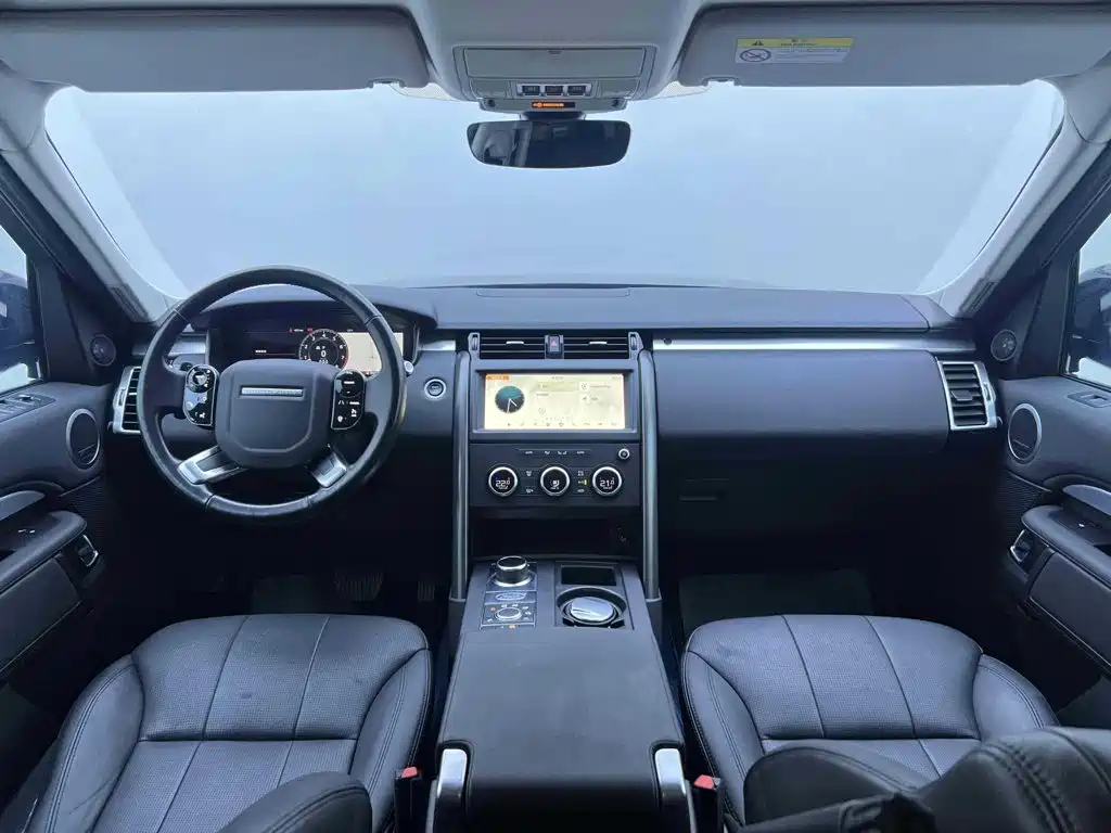 Land Rover Discovery 2020 — фото 11