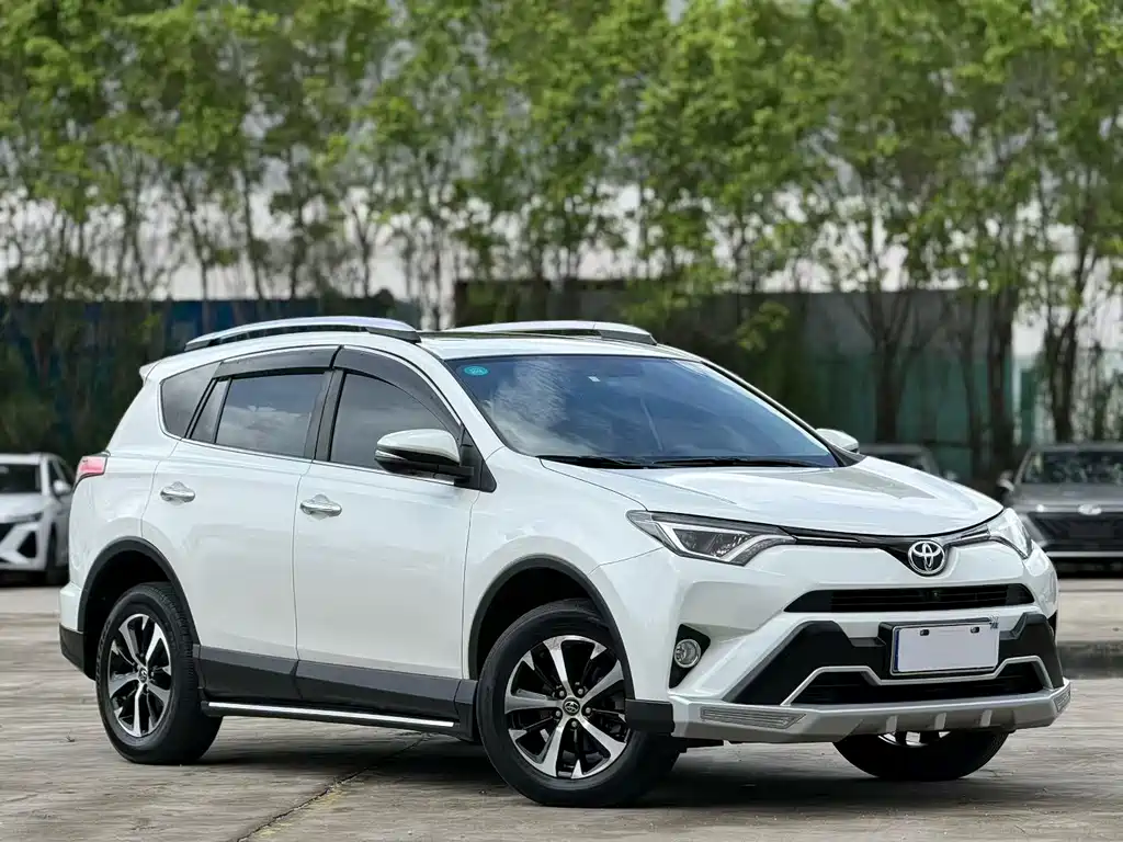 Toyota RAV4 2017