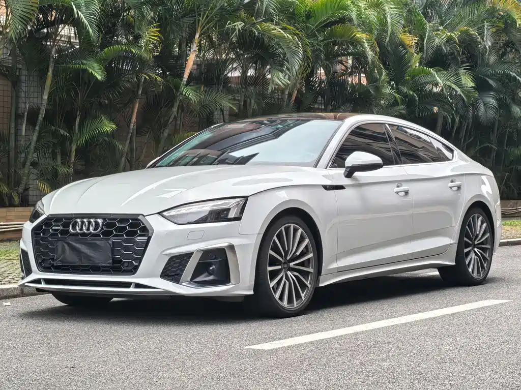 Audi A5 2023 — фото 1