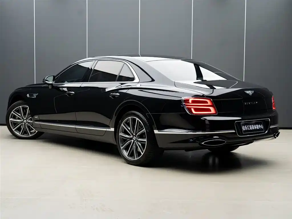 Bentley Flying Spur 2022