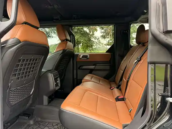 Ford Bronco 2024