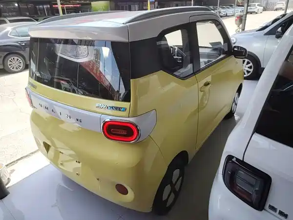 Wuling Hongguang MINIEV 2024