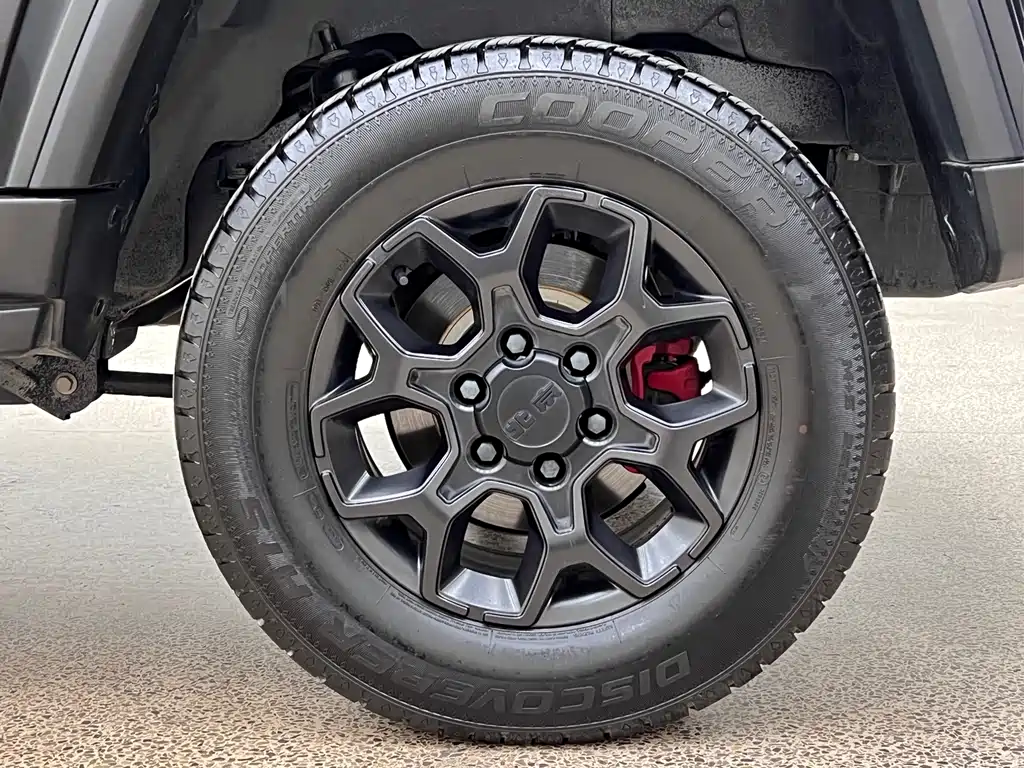 Beijing Off-Road BJ40 2023 — фото 10