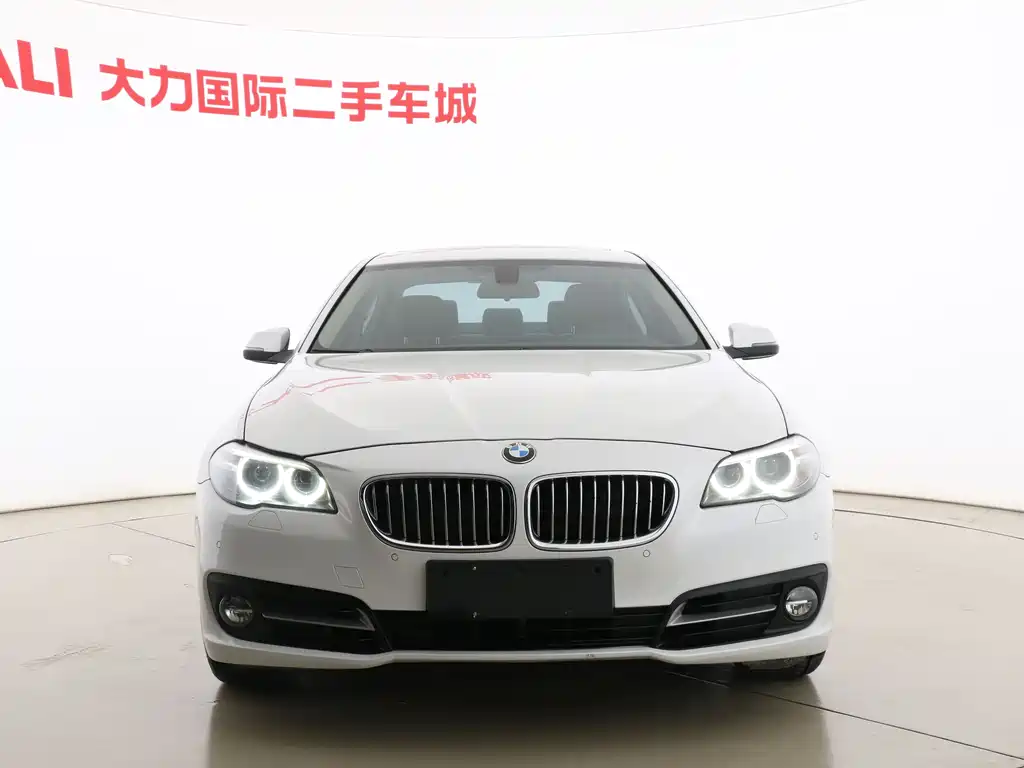 BMW 5 Series 2015 — фото 2