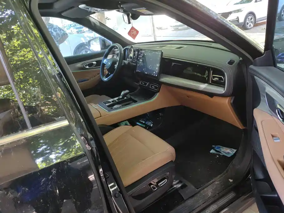 GAC Motor Trumpchi GS8 2024 — фото 8