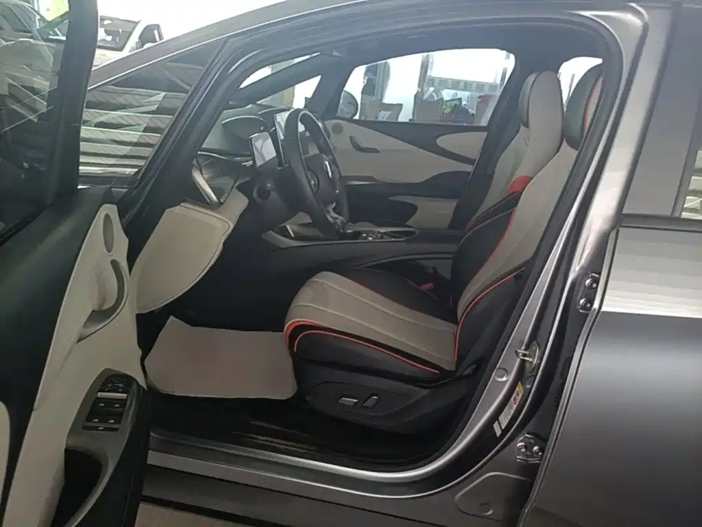 BYD Dolphin 2022 — фото 15
