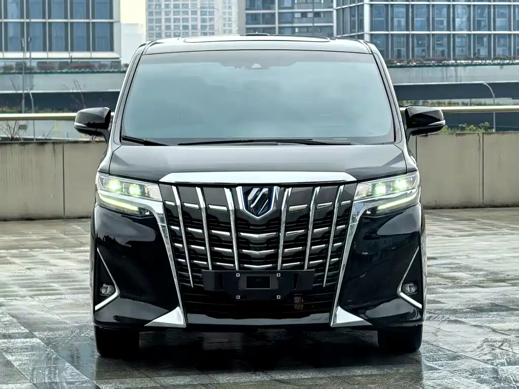 Toyota Alphard 2022 — фото 2