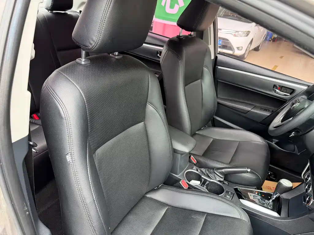 Toyota Corolla 2019 — фото 17
