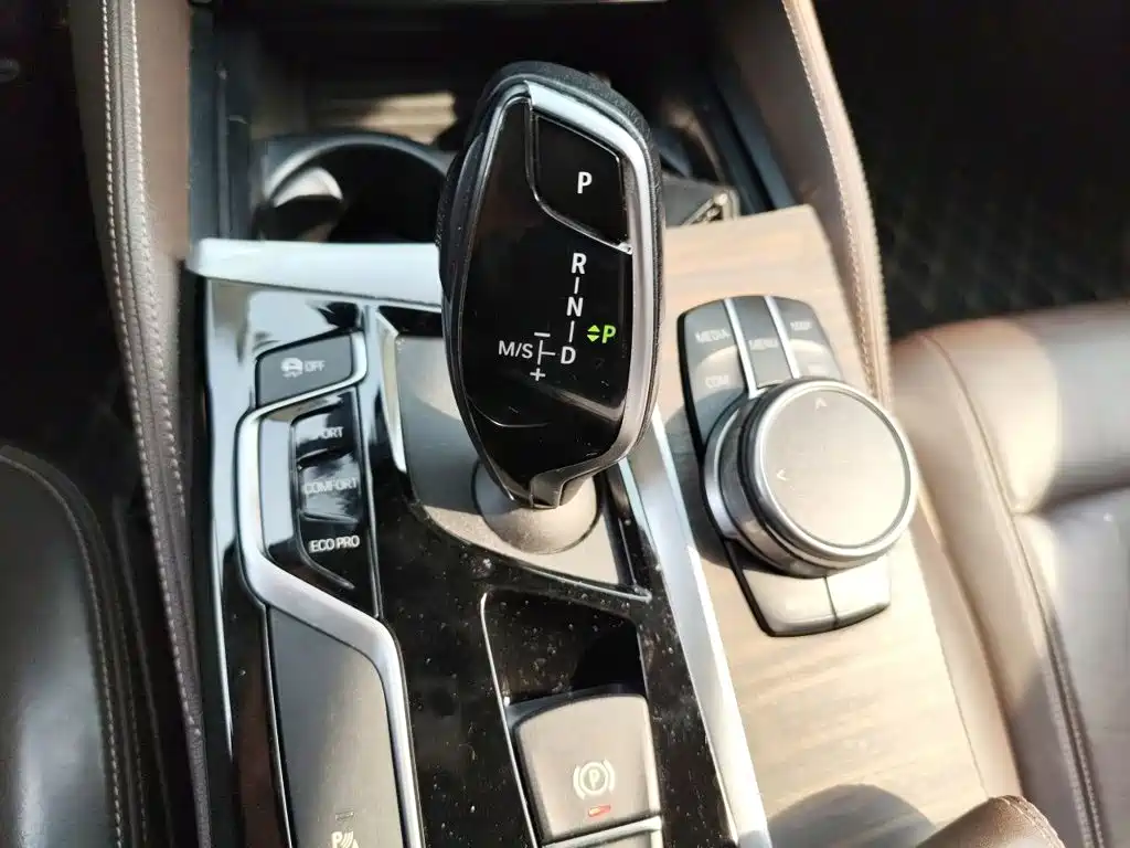 BMW 5 Series 2019