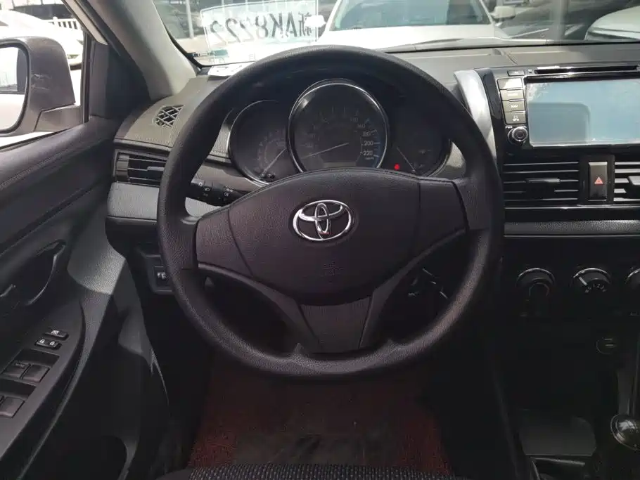 Toyota Vios 2014 — фото 15