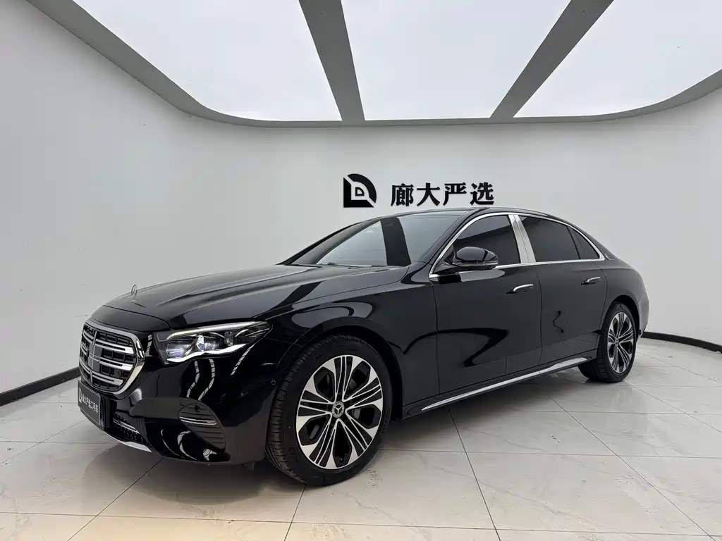 Mercedes-Benz E-Class 2025