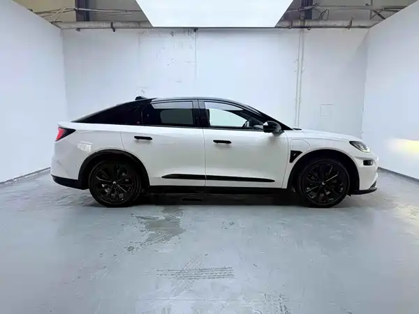 Arcfox Alpha S 2023