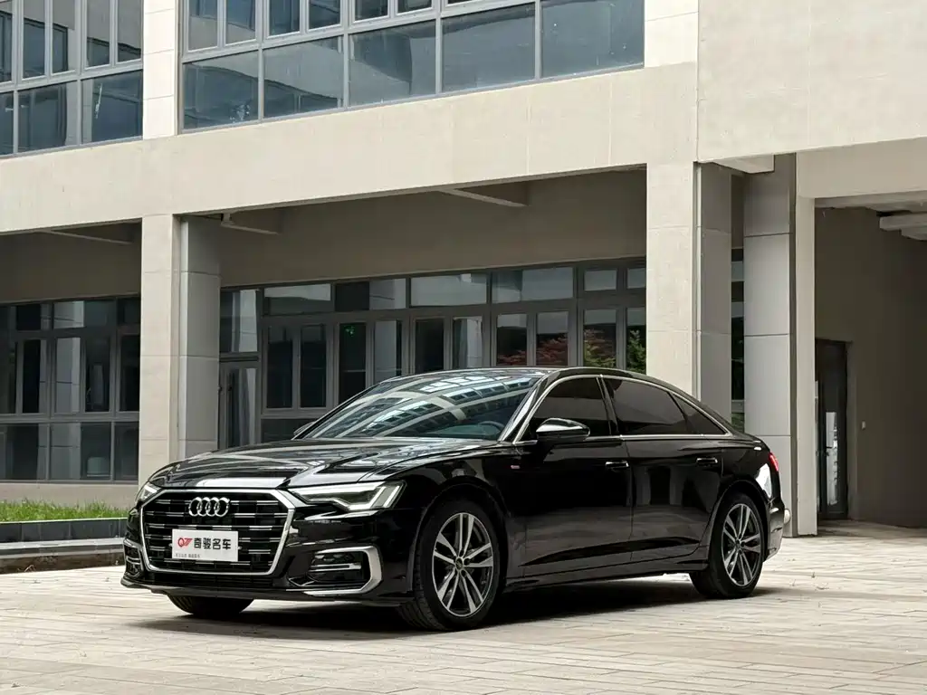Audi A6L 2023 — фото 1