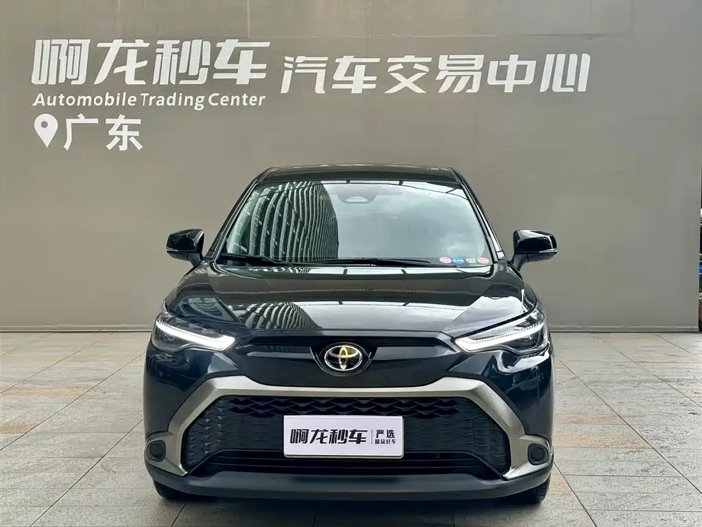 Toyota Frontlander 2024