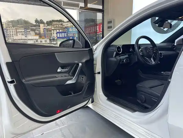Mercedes-Benz A-Class 2023