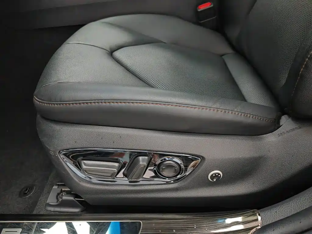 Toyota Camry 2022 — фото 20