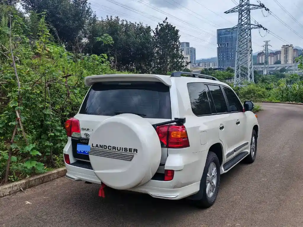 Toyota Land Cruiser 2015