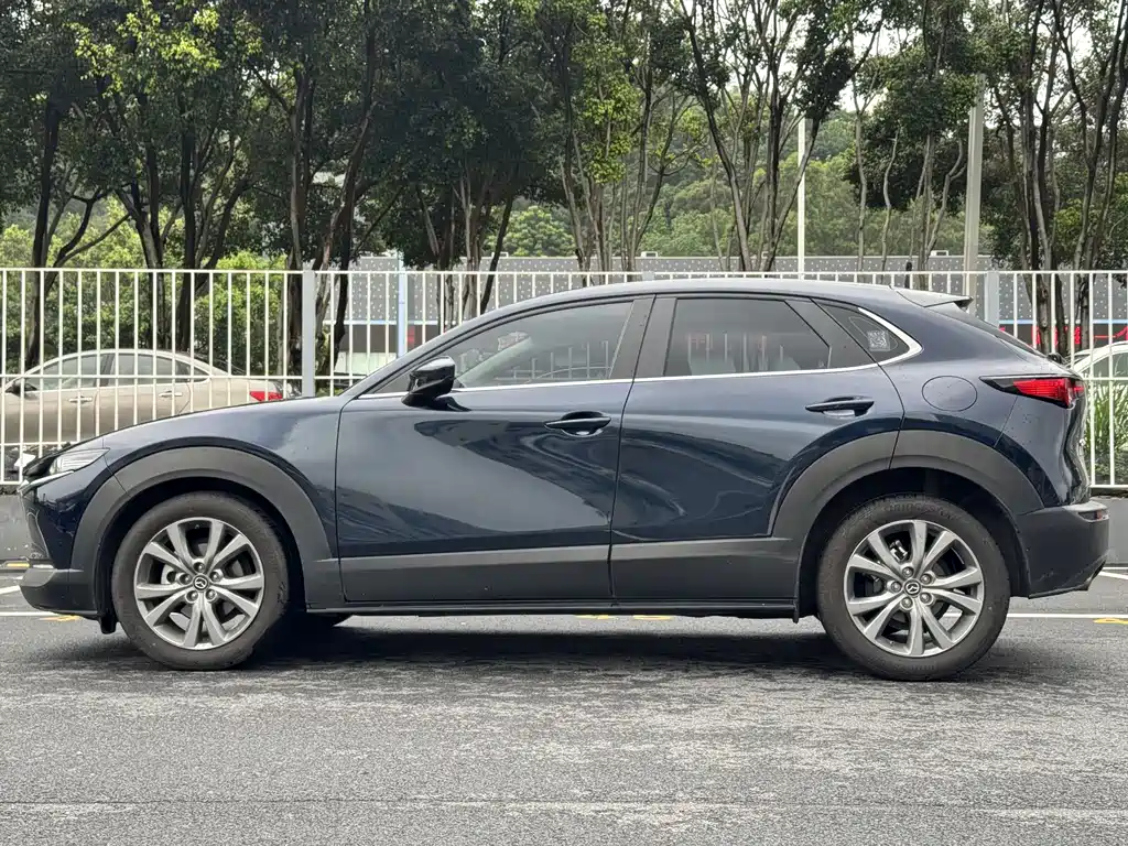 Mazda CX-30 2024