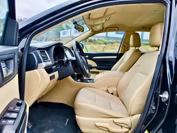 Toyota Highlander 2018