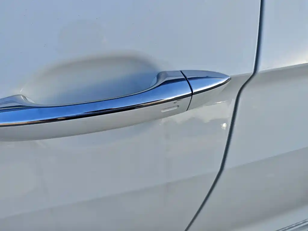Volkswagen Tiguan L 2023 — фото 12