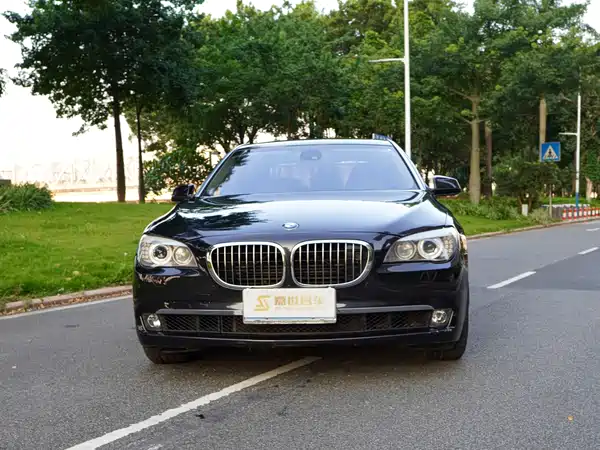 BMW 7 Series 2012