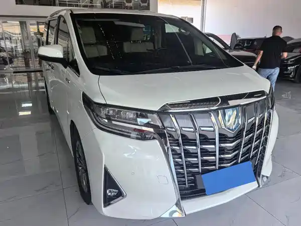 Toyota Alphard 2022