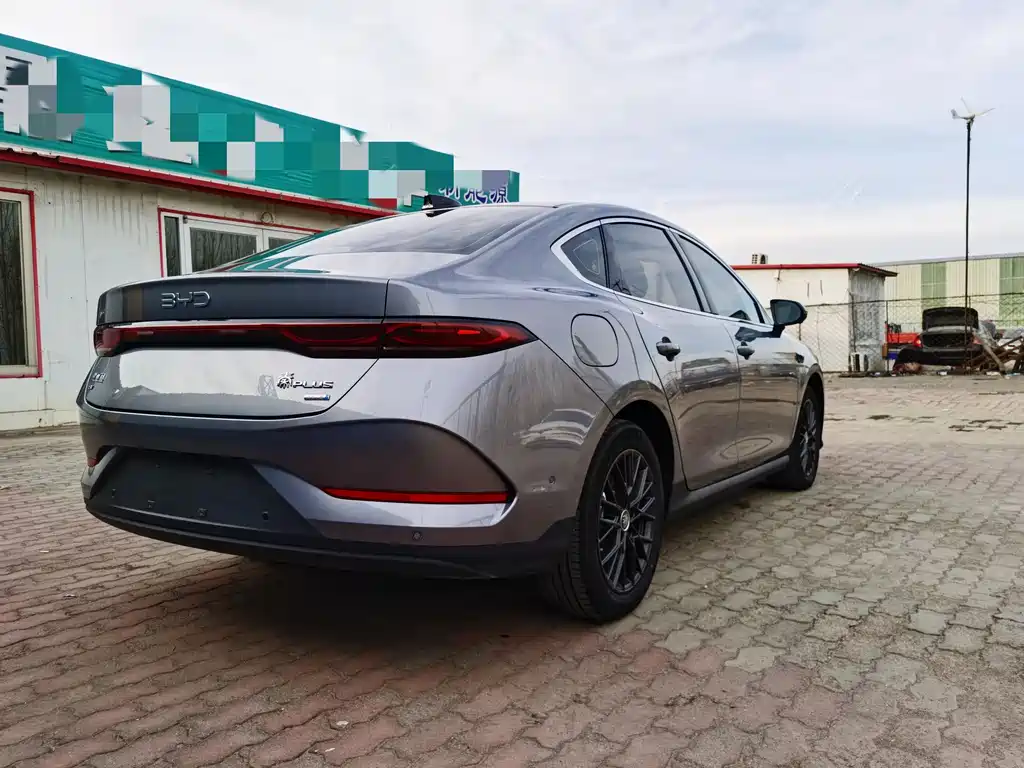 BYD Qin PLUS 2025 — фото 17