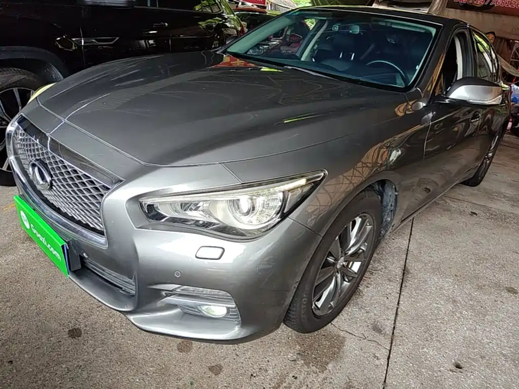 Infiniti Q50L 2015 — фото 2