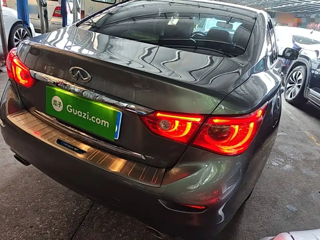Infiniti Q50L 2015 — фото 7