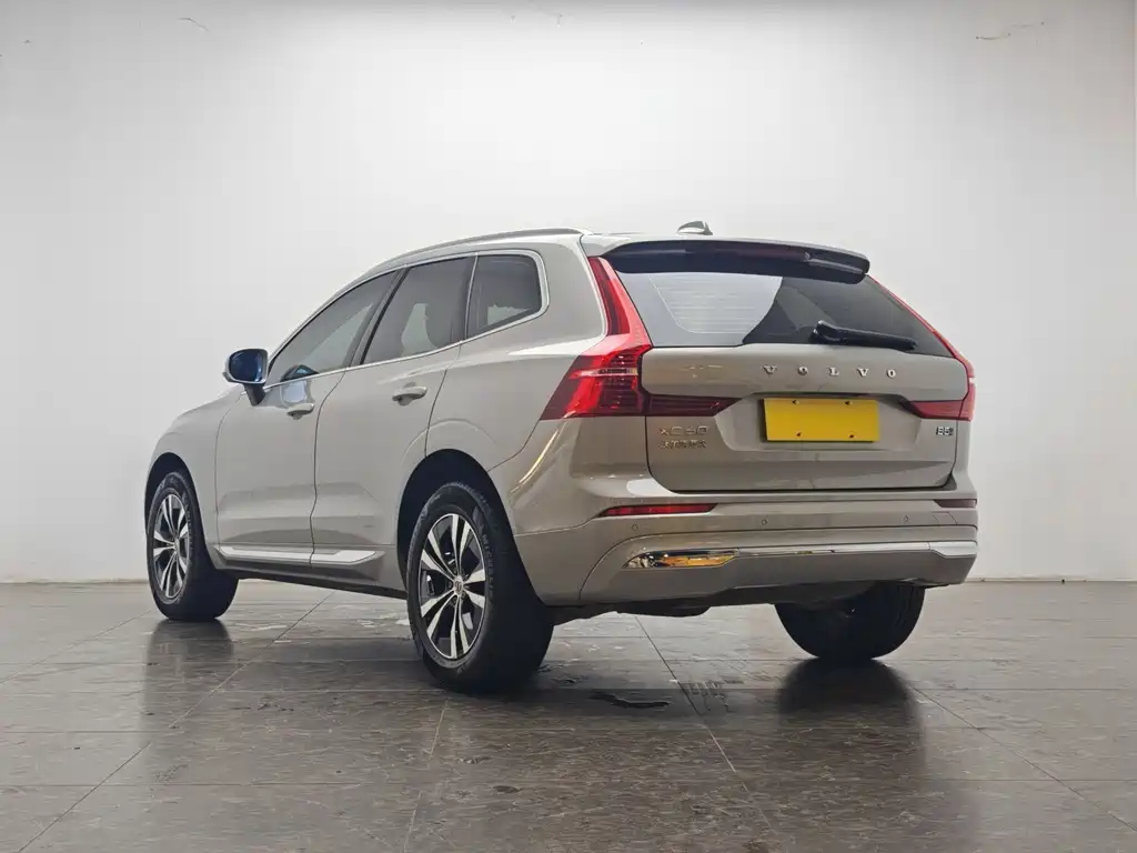 Volvo XC60 2024 — фото 4
