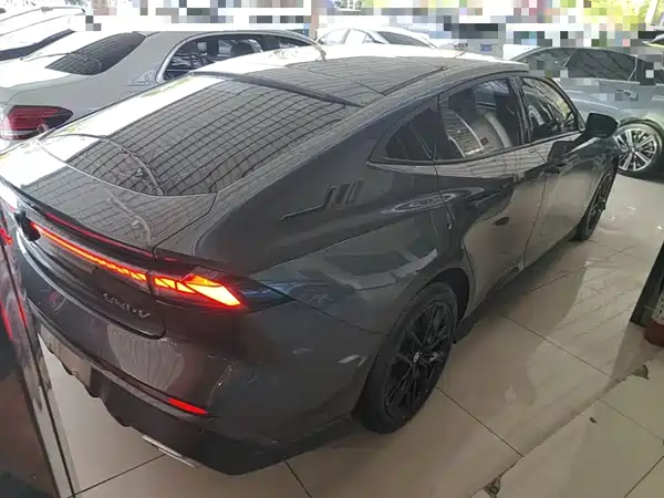 Changan UNI-V 2024