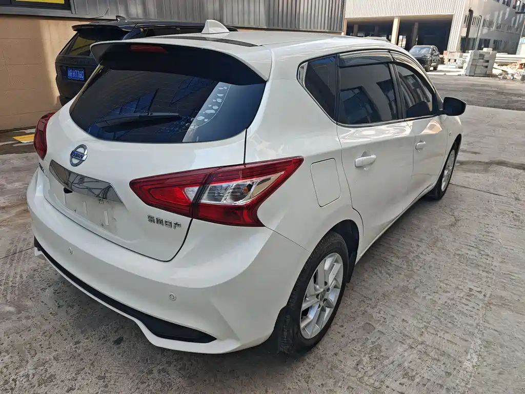 Nissan Tiida 2021