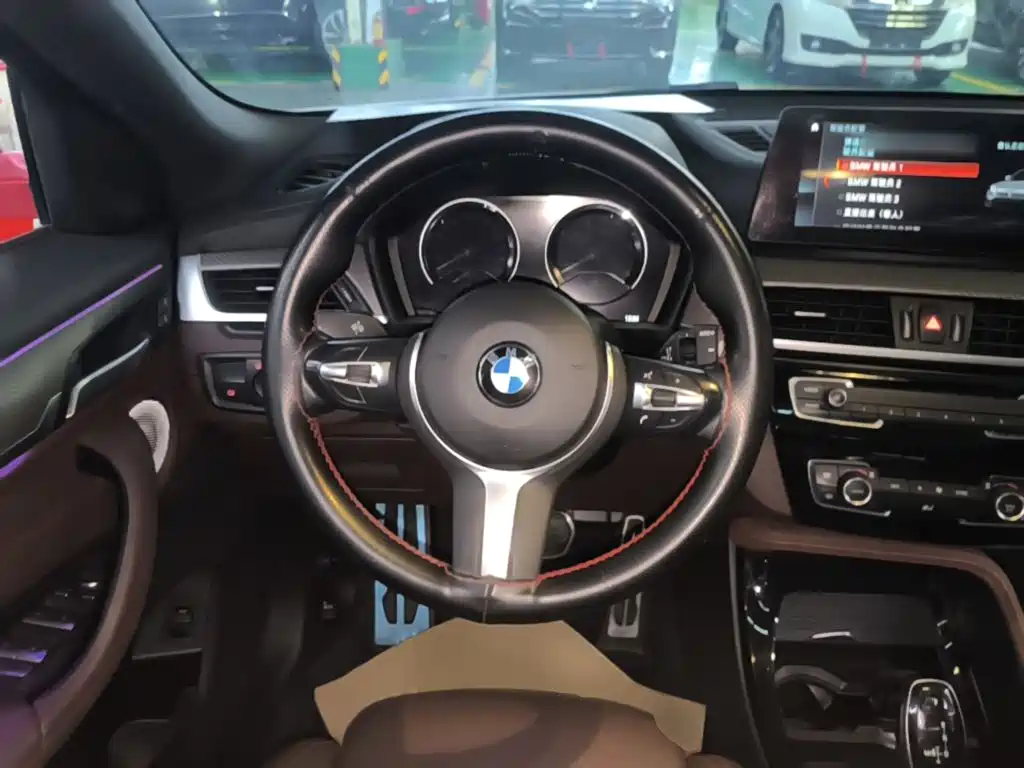 BMW X2 2022 — фото 11