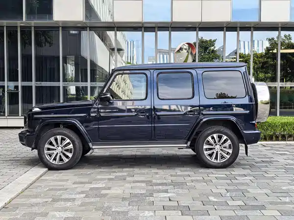 Mercedes-Benz G-Class 2024