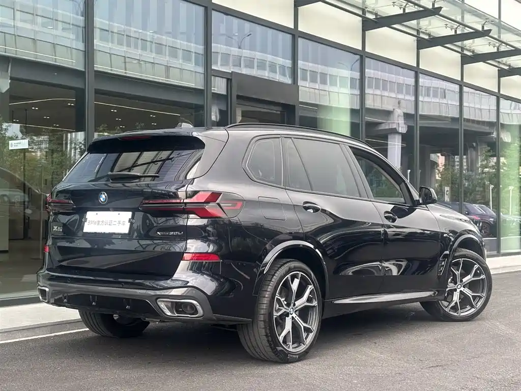 BMW X5 2025 — фото 2
